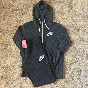 NIKE 2 Piece Womens Set